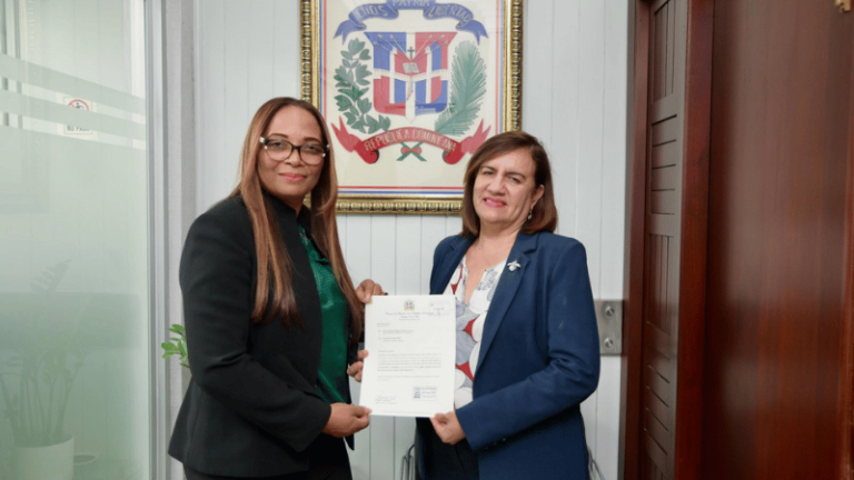 Diputada Stamy Colón somete proyecto para la creación del Cuerpo Especializado de Persecución del Delito Migratorio (CEPREDEM)