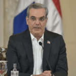 Presidente Abinader destaca posición ventajosa de RD ante impuesto arancelario de EE.UU.