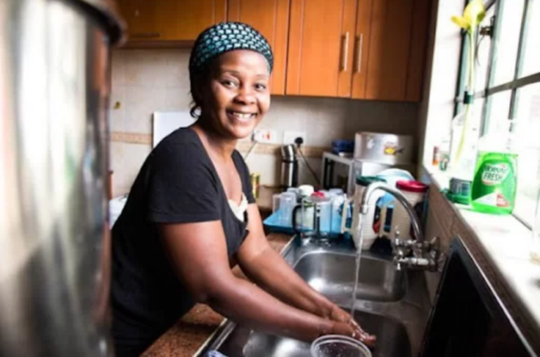 Trabajadoras domésticas deberán ganar más de RD mil a partir del 1 de mayo