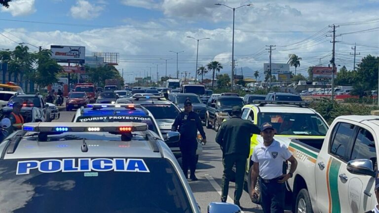 Inicia operativo de carreteo desde Santiago a Santo Domingo para garantizar seguridad vial