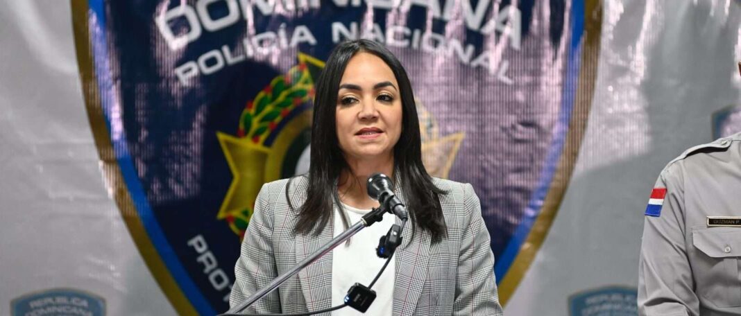 Faride Raful revela se reunió con barbero y le pidió disculpa por acción policial Faride Raful revela se reunió con barbero y le pidió disculpa por acción policial