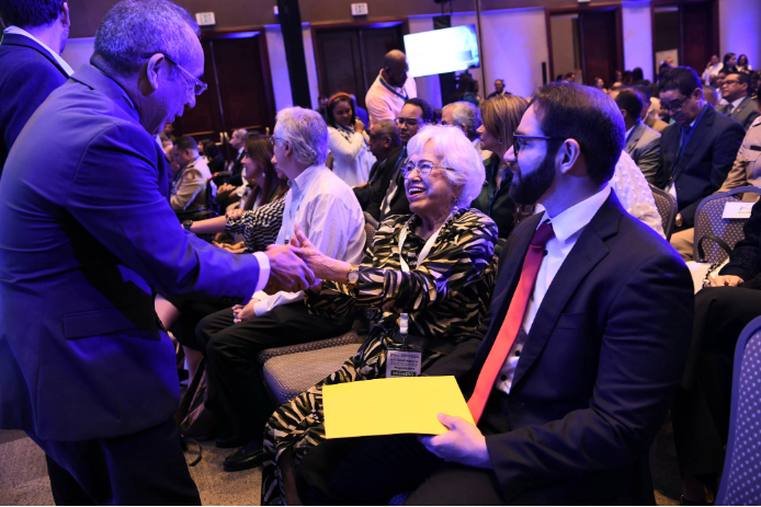 Administrador del INAVI participa en evento sobre Inteligencia Artificial, Gobernanza y Libre Acceso a la Información
