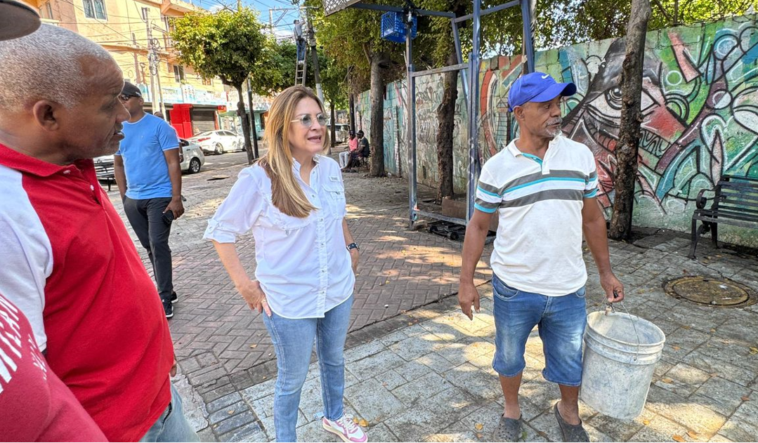 Carolina Mejía supervisa trabajos preventivos para mitigar efectos de la vaguada