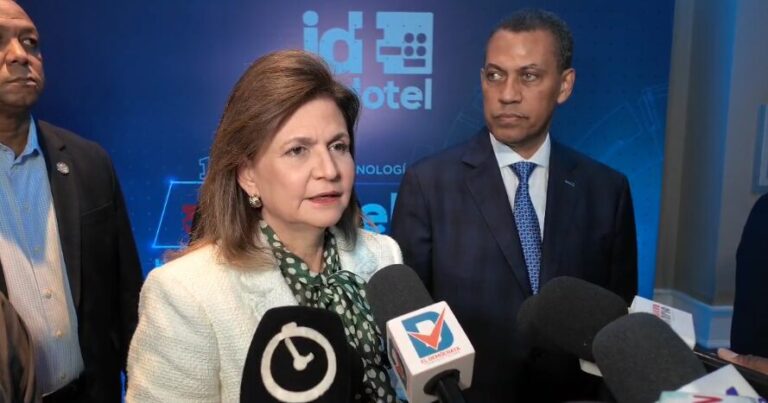 Vicepresidenta Peña: Tema haitiano «nos compete a todos»; espera expresidentes acudan a reunión en Palacio