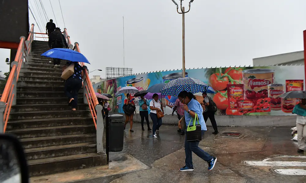 Aguaceros y tormentas eléctricas seguirán afectando el país este fin de semana; vaguada se aleja
