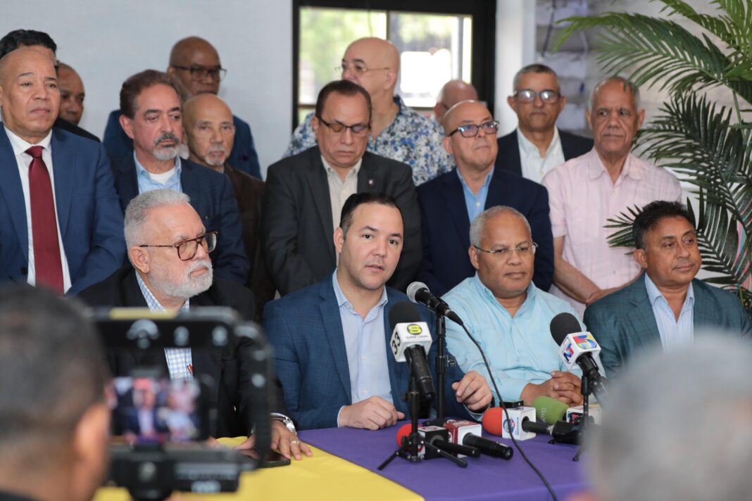 Johnny Pujols en Nueva York: “El PLD se reorganiza para acompañar al pueblo en sus luchas»