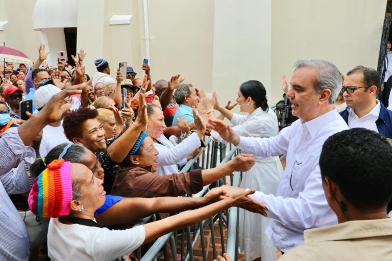 Abinader visitará las provincias Santiago y Espaillat este fin de semana