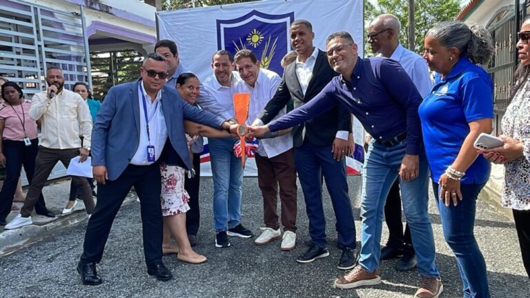 Barrio Los Robles será beneficiado con obras de infraestructura por RD.5 millones a través del Presupuesto Participativo