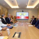Cuatro presidentes, 32 años y 13 ministros de Defensa