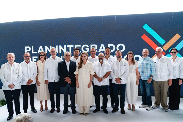 Empresario Mario Chabebe califica como «transformación histórica para la ciudad» el Malecón Deportivo y el Plan Santo Domingo Integrado