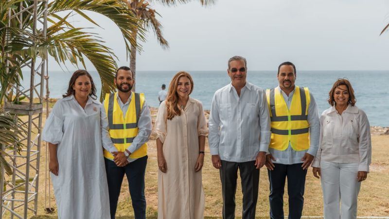 Abinader y Carolina inician gran obra Malecón Deportivo Abinader y Carolina inician gran obra Malecón Deportivo