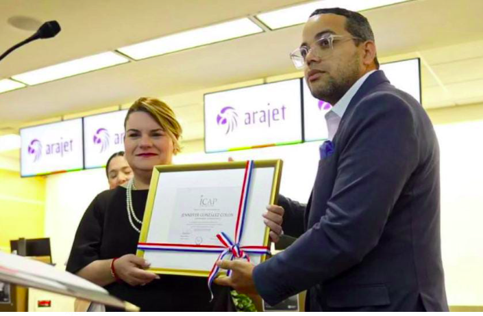 ICAP reconoce gobernadora Puerto Rico por gesto de solidaridad con dominicanos por el Jet Set.