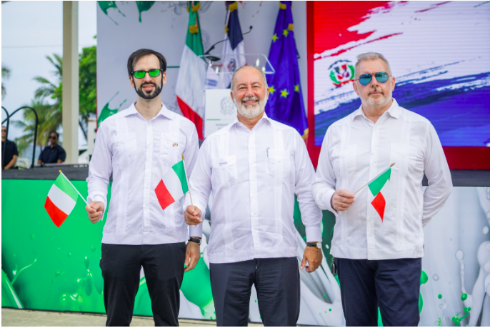 CELEBRACIONES POPULARES EN EL PABELLÓN DE LAS NACIONES POR LA FIESTA NACIONAL DE ITALIA
