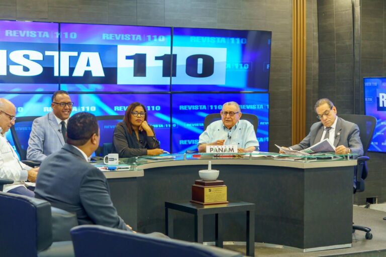 Víctor D’Aza presenta su visión de un gobierno descentralizado y cercano a la gente