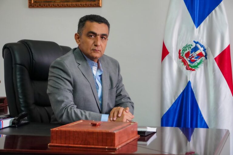 Jesús Batista Suriel: «Vinicio Castillo Seman es un legado familiar en la lucha por la soberanía nacional