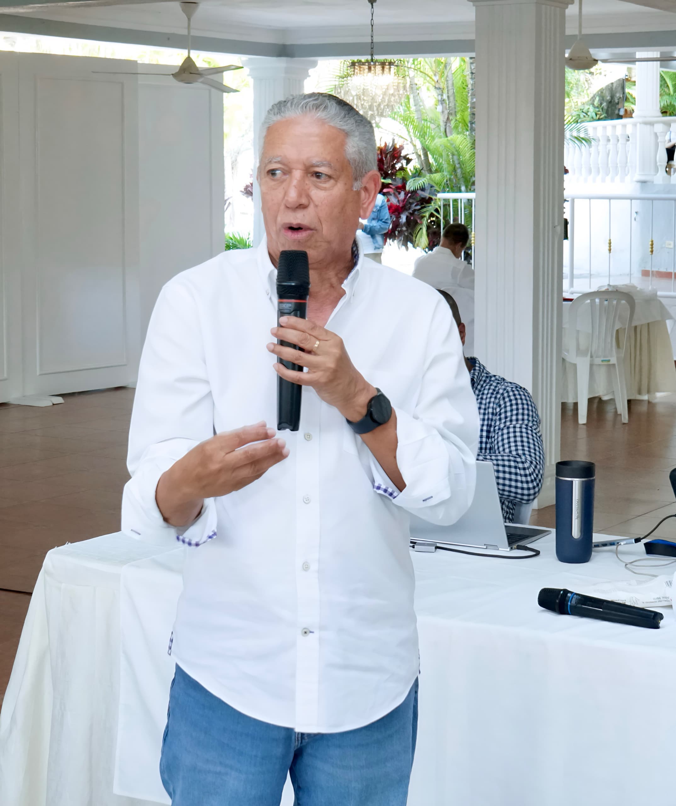 Héctor Guzmán: Aprobación de modificación a ley de residuos sólidos despierta sospechas