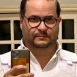 DETIENEN A AQUILES JIMÉNEZ CON PLACA IRREGULAR, CHALECO ANTIBALAS Y CARNET DE SUPUESTA UNIDAD DE INTELIGENCIA