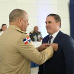 Jean Luis Rodríguez recibe máxima distinción del CESEP por sus aportes a la seguridad portuaria