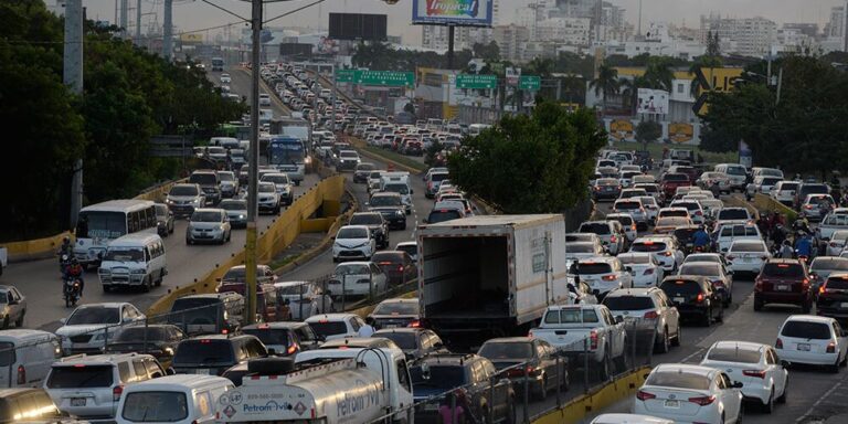 Balance a medidas para mejorar caos del tránsito: ¿Qué ha funcionado realmente en Santo Domingo?