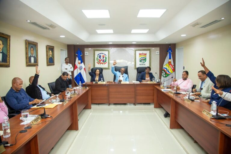 Adalgisa Núñez propone construcción de rotonda en entrada de La Nueva Barquita para acabar con el caos vial