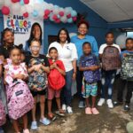 Diputada Leyvi Bautista realiza entrega de útiles escolares en Pedernales
