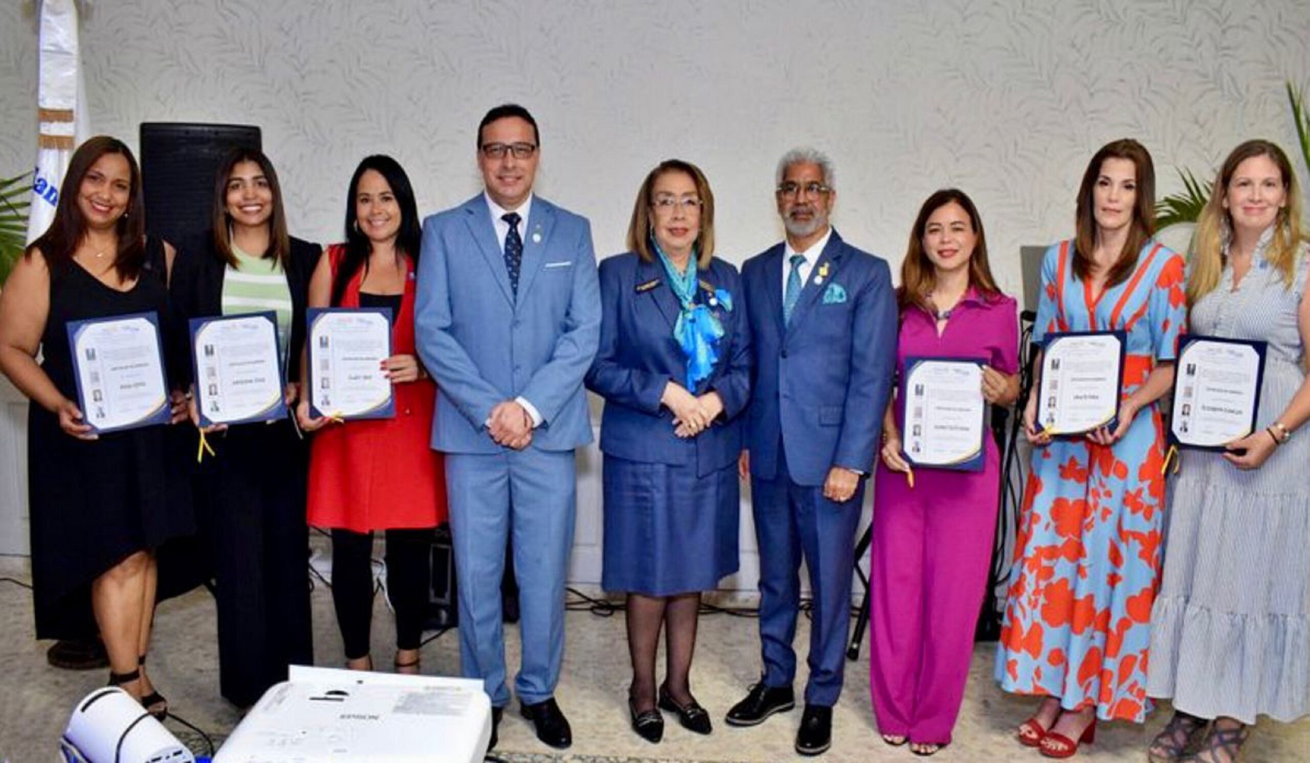 Visita oficial Gobernadora Distrital de Rotary, Olga V. Acosta Sena al Rotary Club Santo Domingo Mirador