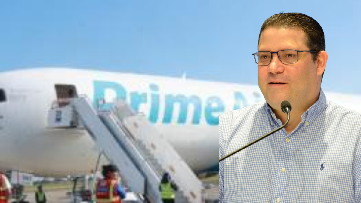 EL DIRECTOR GENERAL DE ADUANAS RECIBE EL PRIMER VUELO DE AMAZON AIR EN REPÚBLICA DOMINICANA
