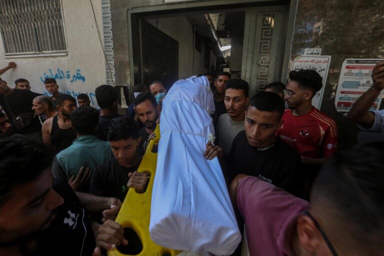 Al menos 87 muertos por los ataques israelíes en 24 horas