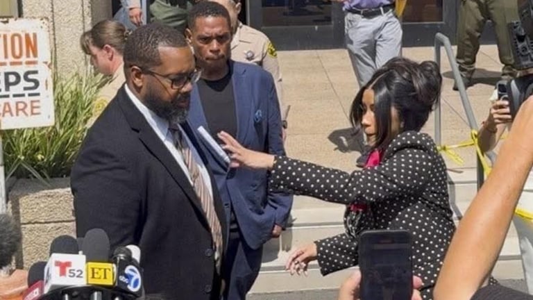 Cardi B celebra absolución tras demanda millonaria por agresión