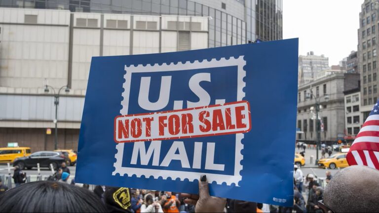 Casi 90 países han suspendido sus envíos postales a los EEUU