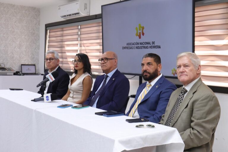 Empresarios piden modernizar cesantía en Código de Trabajo