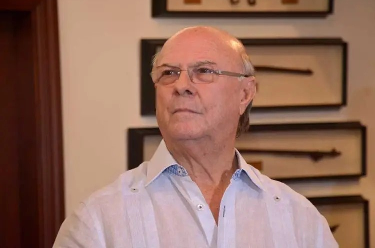 Hipólito y varios expresidentes denuncian amenazas a Machado