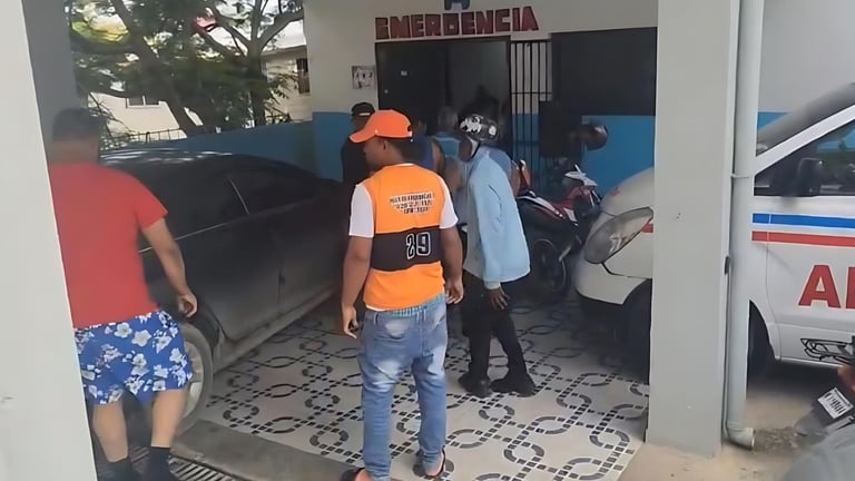 Hombre muere electrocutado mientras pintaba iglesia en Santiago