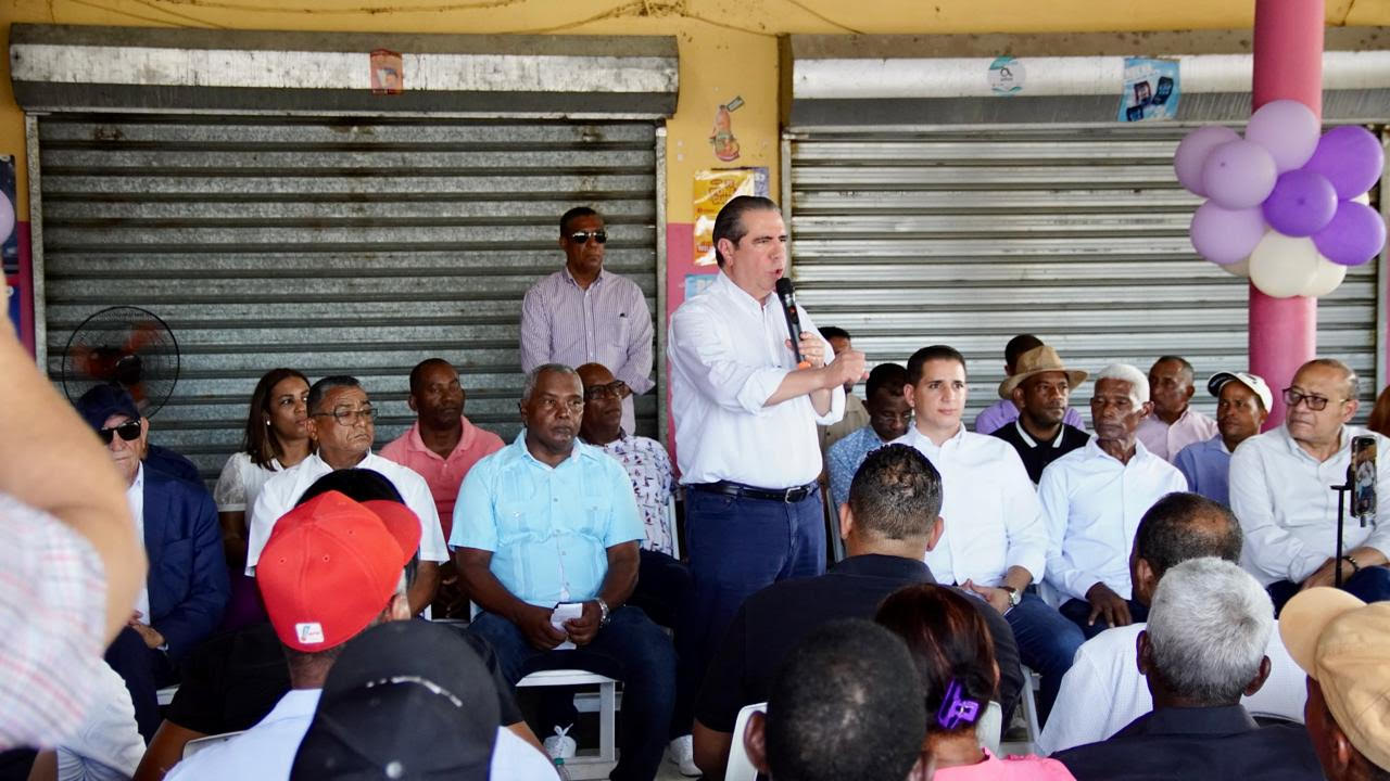 Javier asegura Gobierno PRM inaugura «obras incompletas»
