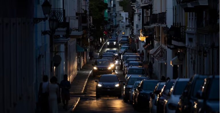 PUERTO RICO: Apagón deja sin electricidad 160 mil abonados