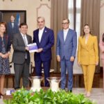 Abinader recibe documento de política pública elaboró CEPAL