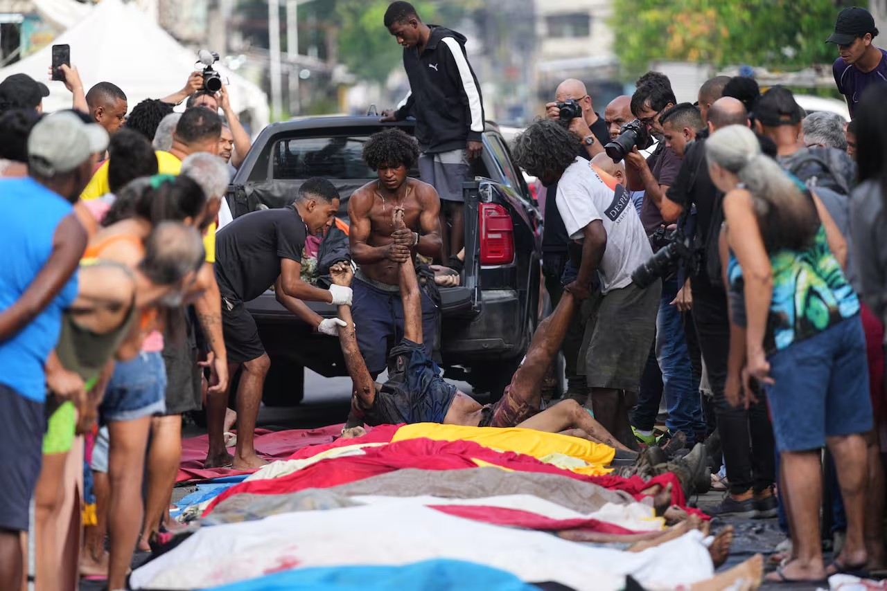 Acumulan 64 nuevos cadáveres en las calles de Río de Janeiro