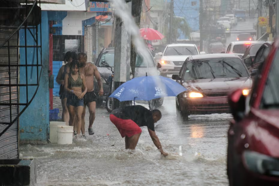 Anuncian lluvias y tormentas eléctricas asociados a Melissa