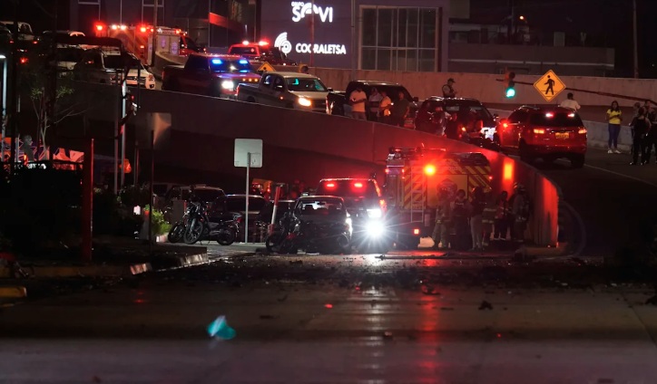 ECUADOR: Explosión de carro deja un fallecido y dos heridos ECUADOR: Explosión de carro deja un fallecido y dos heridos