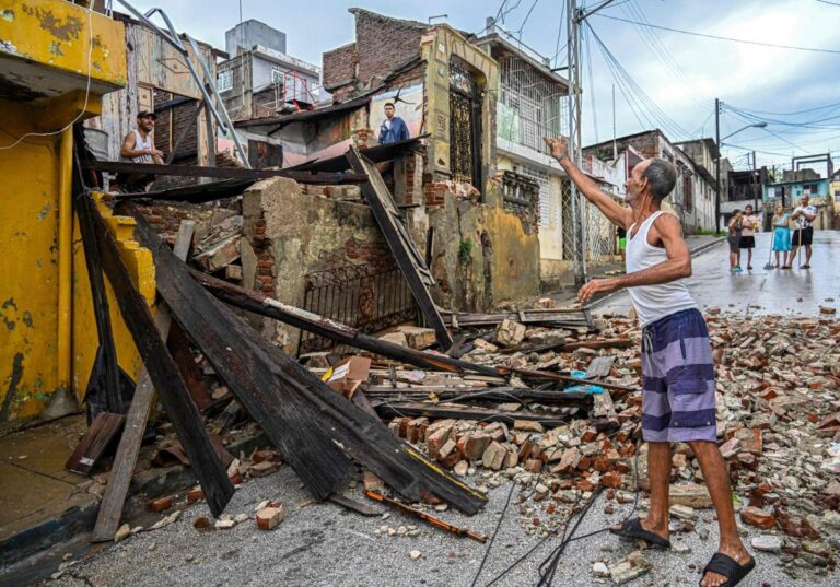 EEUU ofrece ayuda a Cuba por el azote del huracán ‘Melissa’