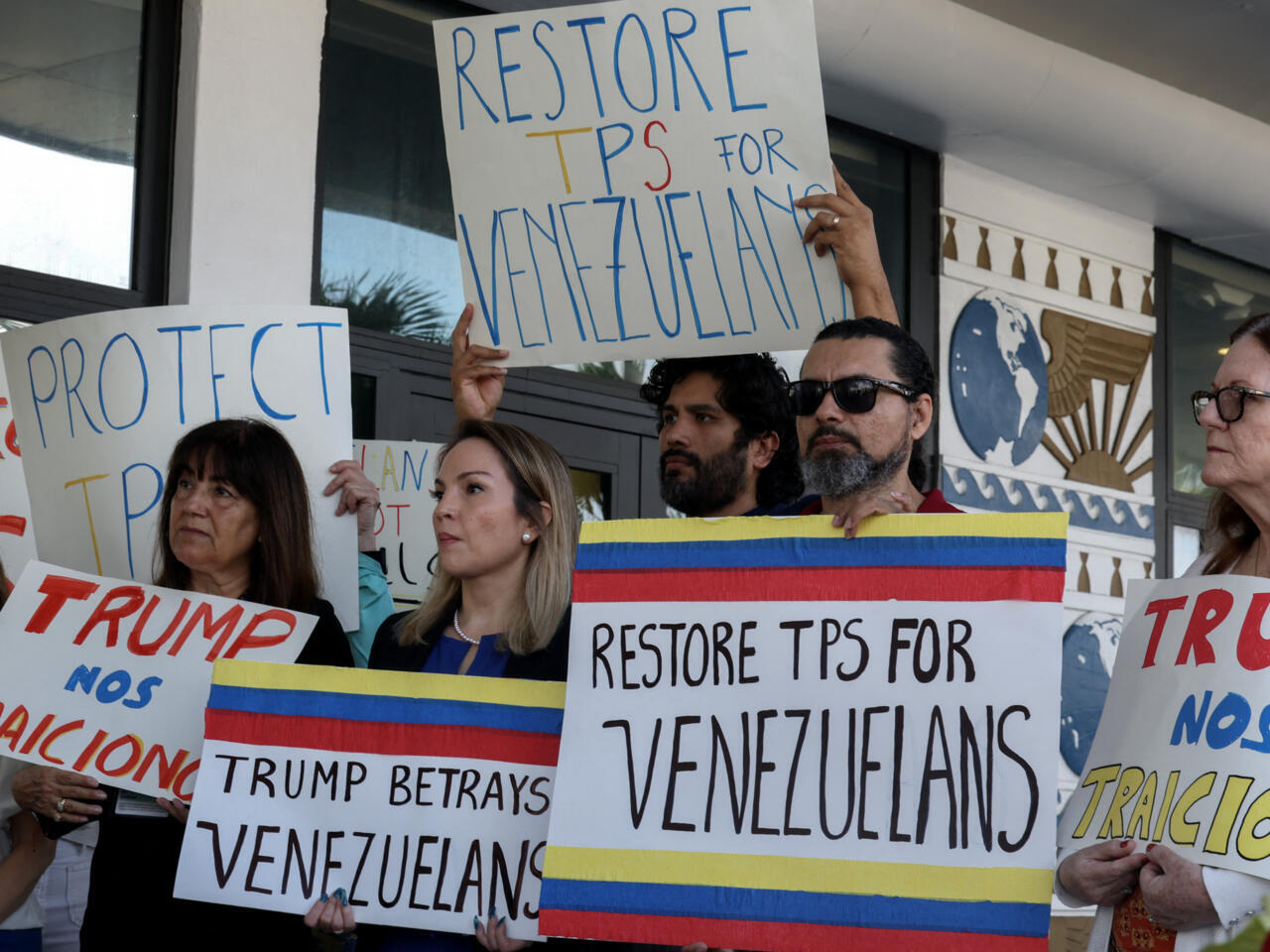 EEUU: Supremo permite Trump deportar 300 mil venezolanos EEUU: Supremo permite Trump deportar 300 mil venezolanos