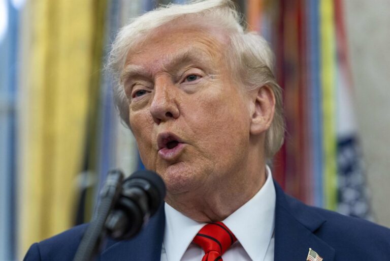 EEUU: Trump asegura Hamás entregará armas tras acuerdo