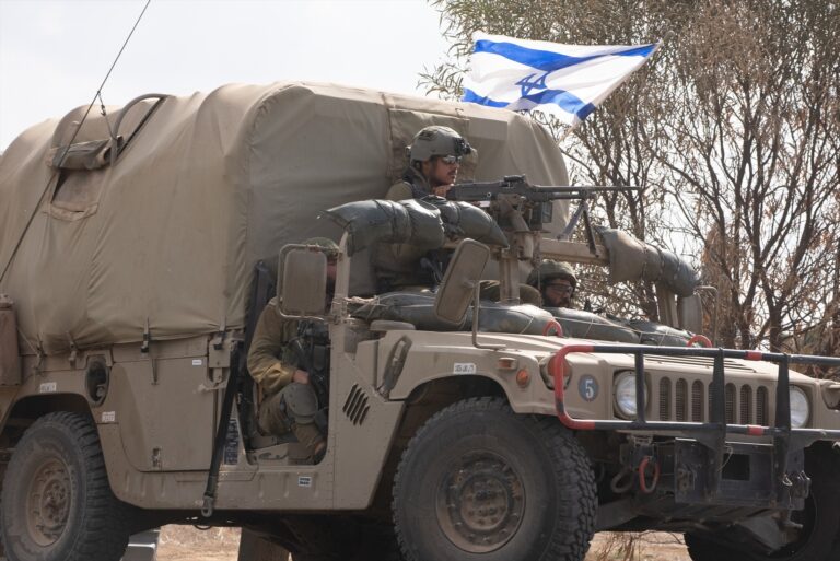 Ejército Israel anuncia entrada en vigor alto el fuego en Gaza