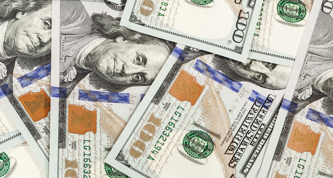 El dólar subió 9 centavos; este jueves era vendido a RD.70