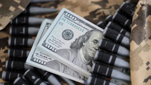 El dólar subió 9 centavos; este martes era vendido a RD.07