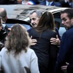 FRANCIA: Sarkozy entra prisión para cumplir condena 5 años