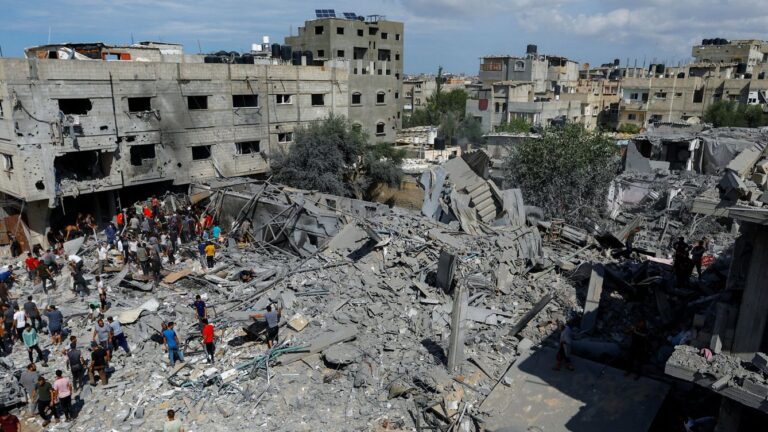 GAZA: Al menos 10 muertos en bombardeo israelí en el centro