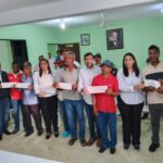 Gobierno indemniza con más RD MM a agricultores Azua
