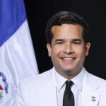 Omar Fernández exige cumplir la ley y liberar de impuestos salarios de hasta RD,000