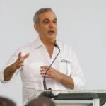 ABINADER INICIA SU JORNADA EN BARAHONA AGRADECIENDO EL CARIÑO DEL PUEBLO